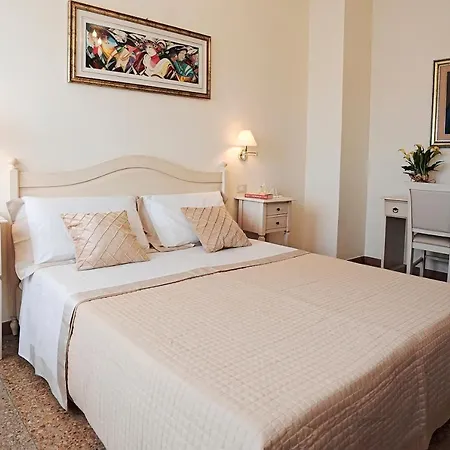 Il Castello 3*