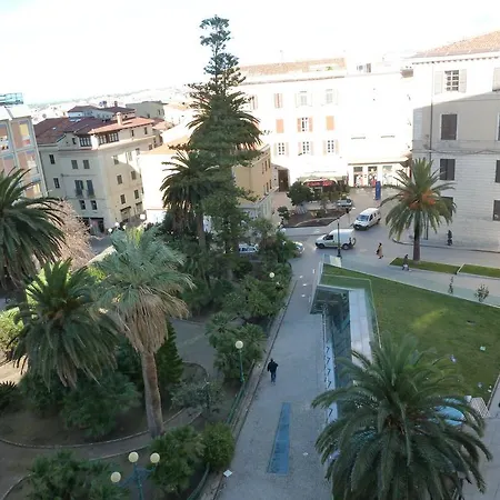 Il Castello 게스트하우스 사사리