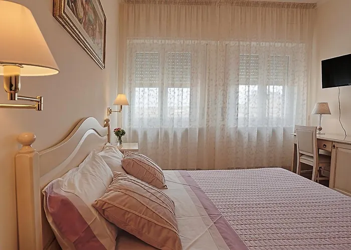 Konukevi Il Castello 3*